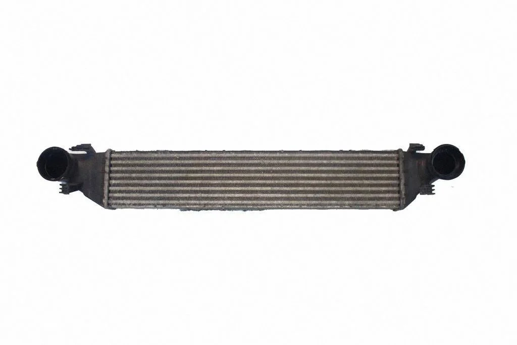 Vahejahuti radiaator A2035000600
