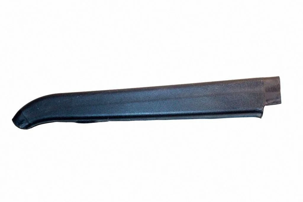 Front door glass trim molding A6397270671
