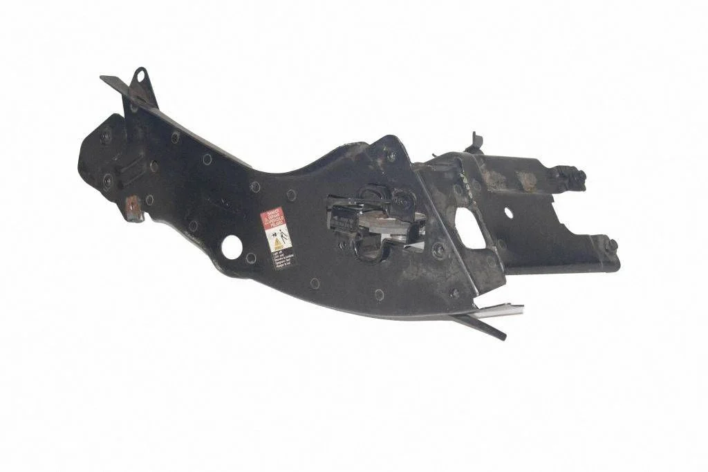 Side radiator support slam panel – Mercedes-Benz E-Class W211 (2002-2009)