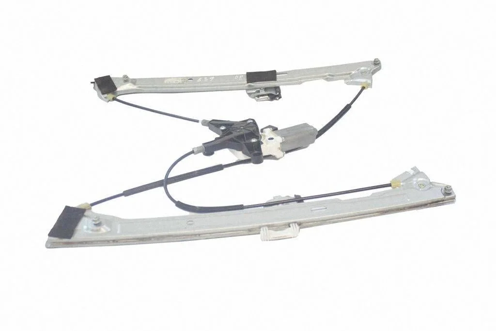 Front door window regulator with motor A6397200546