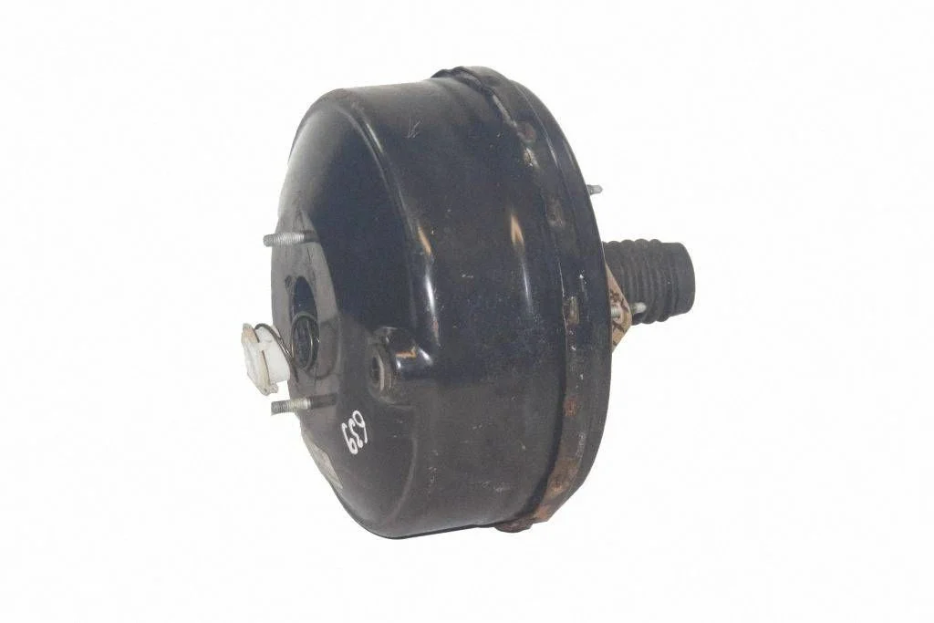 Brake booster – Mercedes-Benz Vito Viano W639 (2003-2014)