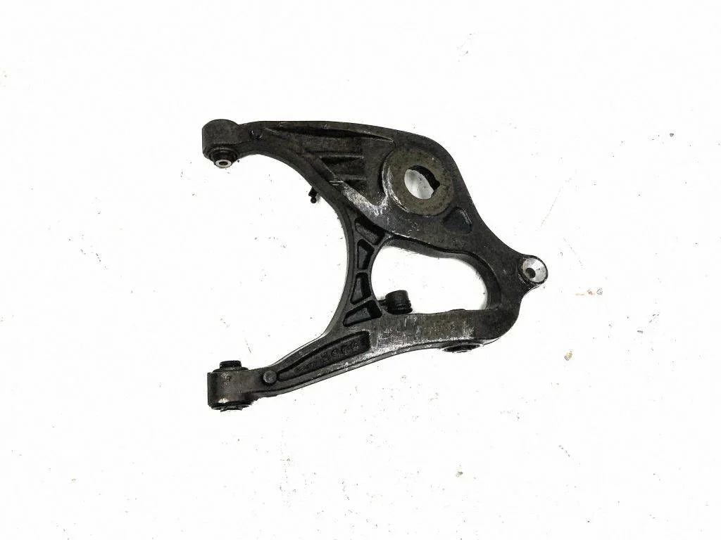 Tagumine ülemine õõtshoob 060358106D