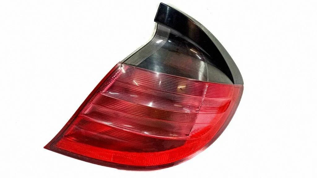 Rear/tail lights A2038200664