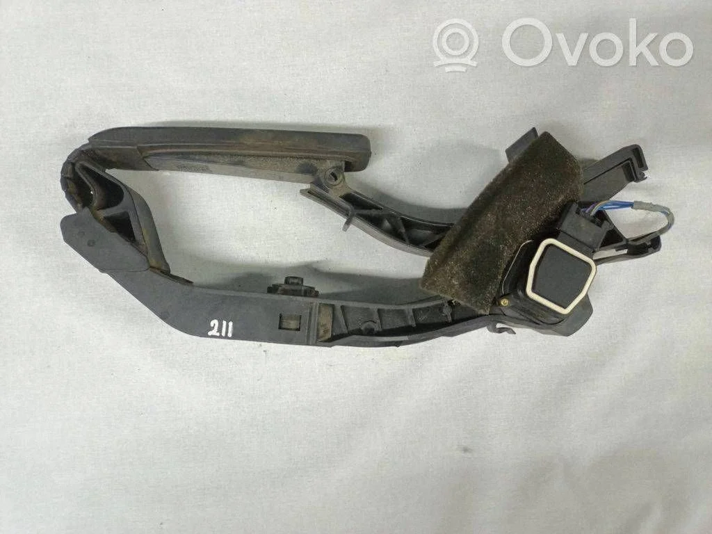 Accelerator throttle pedal A2113000604