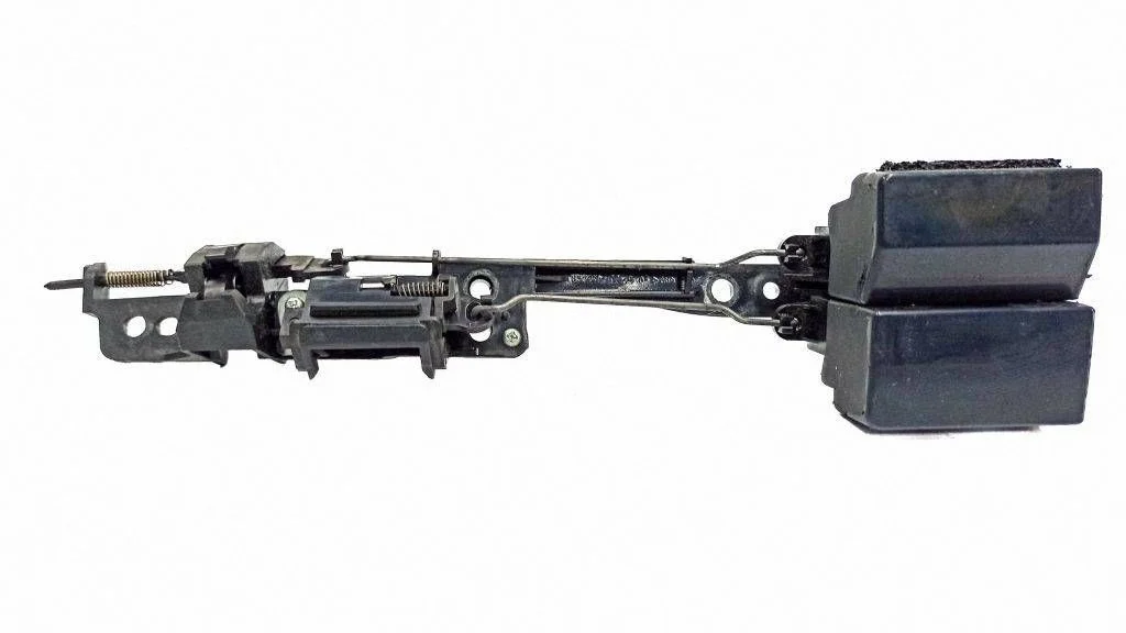 Glove box lock 5556347020