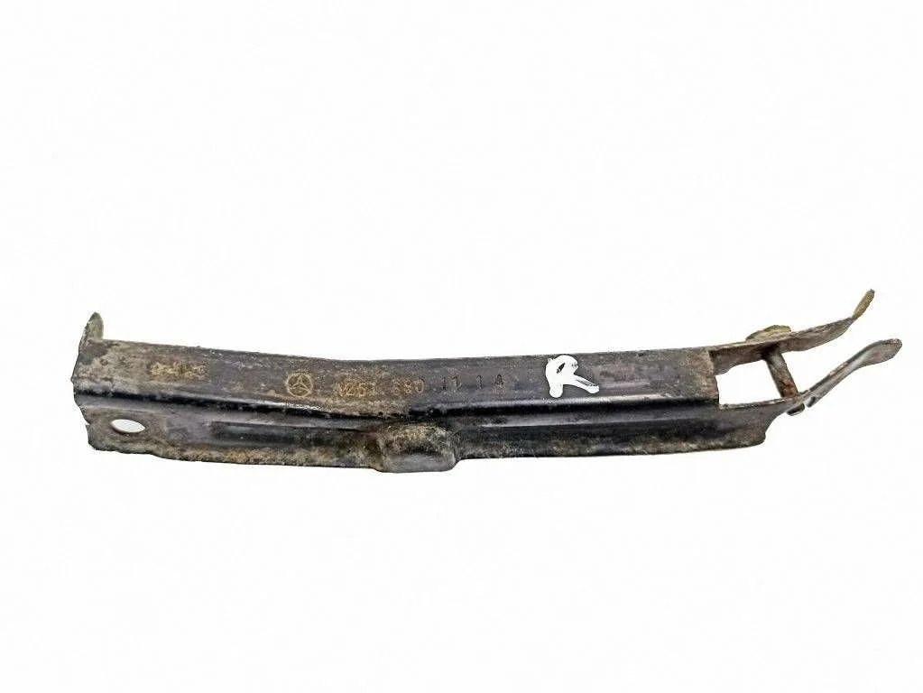 Spārna kronšteins A2518801114