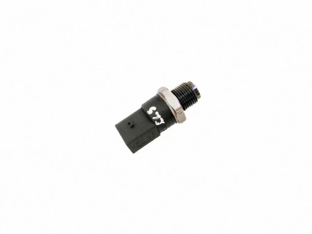 Fuel pressure sensor – Mercedes-Benz CLS-Class C219 (2003-2011)