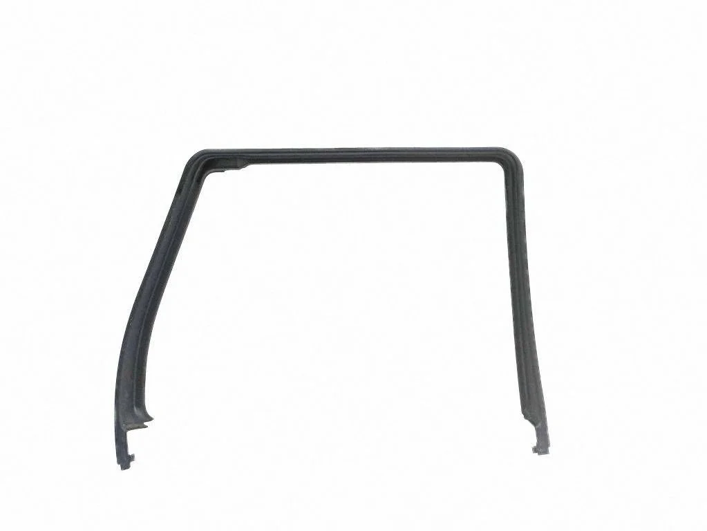 Rear door glass trim molding EJN000051