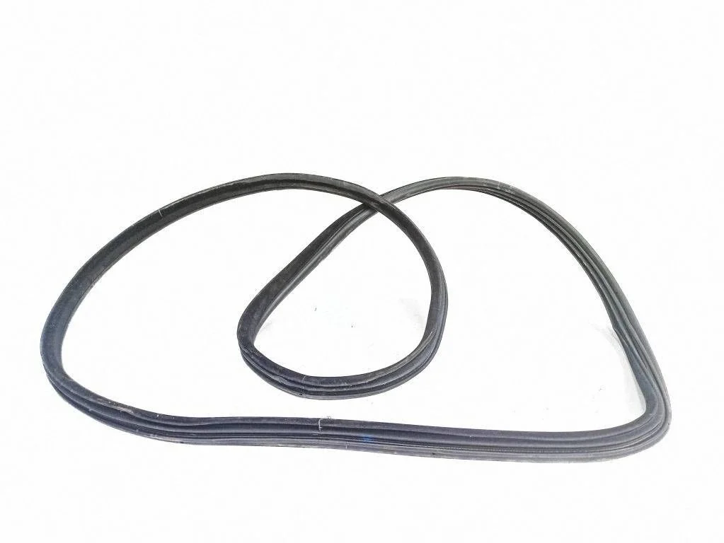 Rear door rubber seal (on body) – Land Rover Range Rover Sport L320 (2005-2013)
