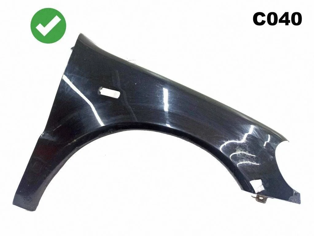 Fender – front right