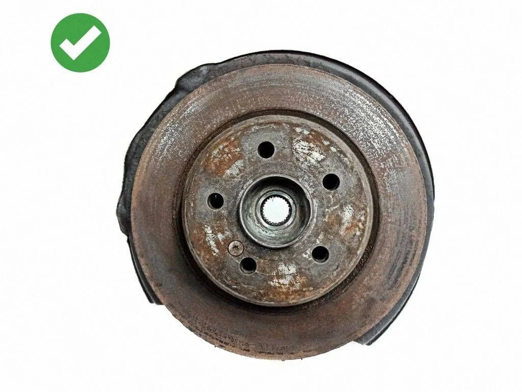 Rear wheel hub – rear right