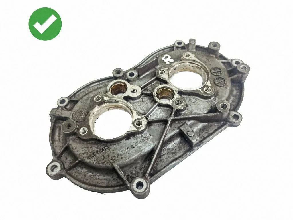 Timing chain cover – Mercedes-Benz R-Class W251 (2005-2013)