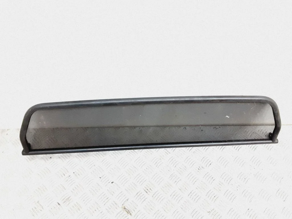 Rear door wind deflector
