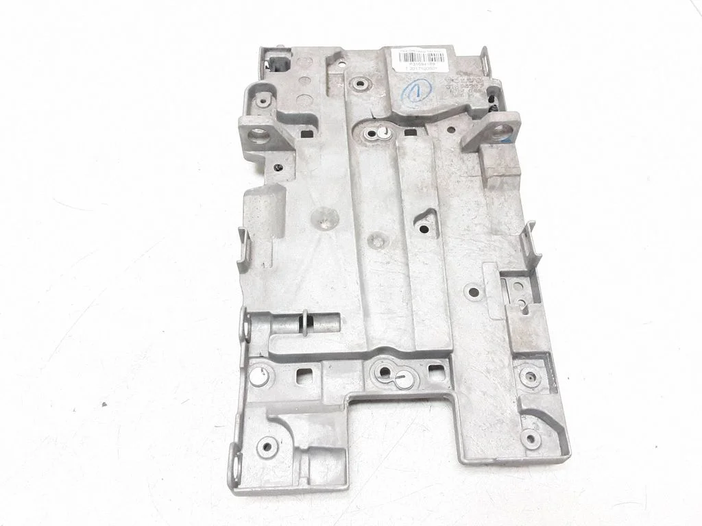 Gear shift cable bracket – Volvo V60 (2018-)