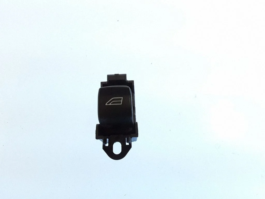 Tailgate glass/window release handle – Volvo V50 (2004-2007)