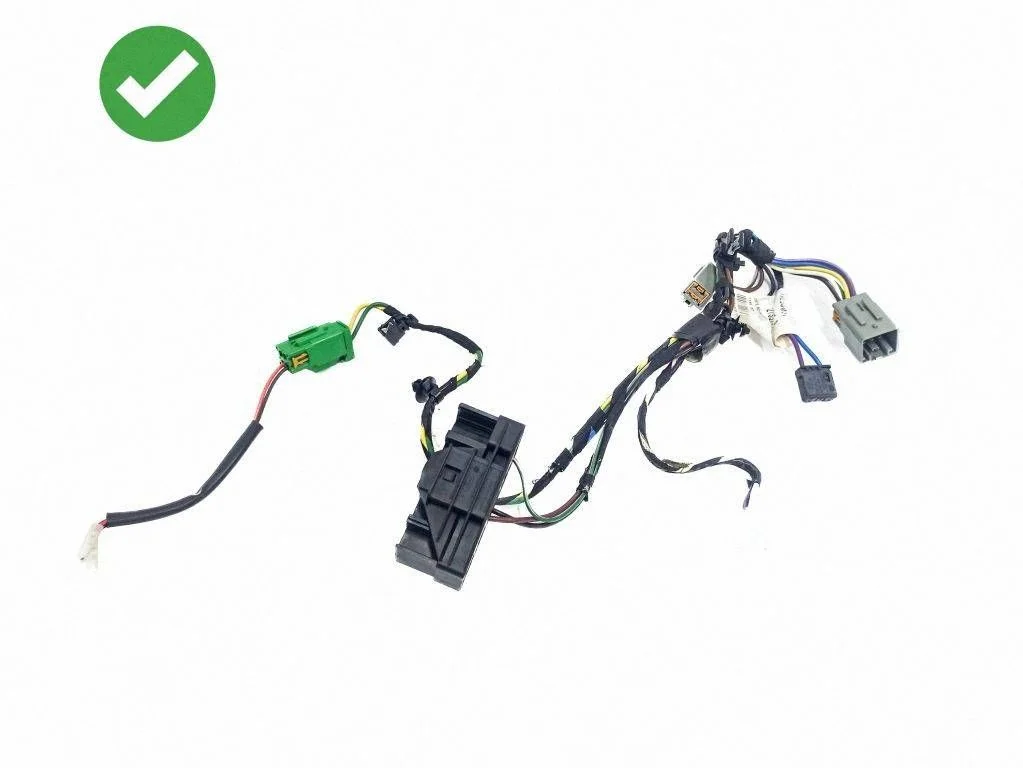 Esiukse juhtmestik YML500881