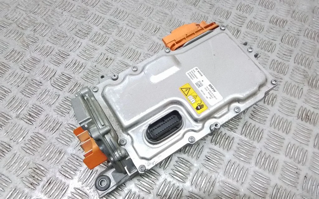 Voltage converter inverter – BMW i3 (2013-)