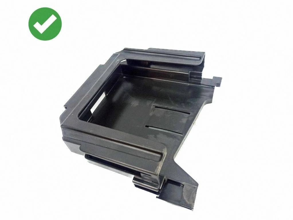 Engine control unit holder – Mercedes-Benz CLS-Class C219 (2003-2011)
