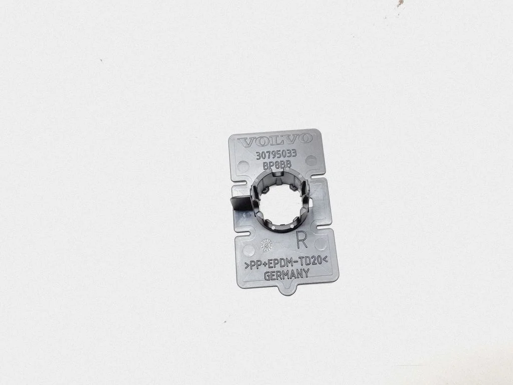 Uchwyt czujnika parkowania tylnego (PDC) 30795033