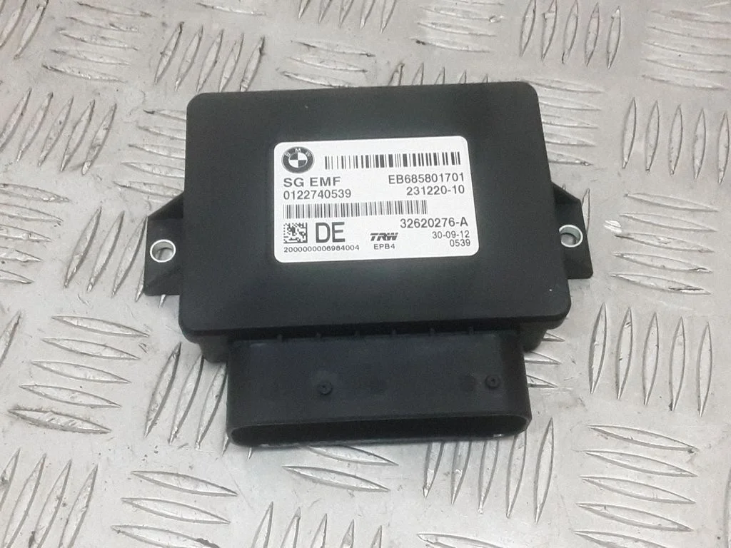 Hand brake control module – BMW 5 Series F10 F11 (2009-2016)