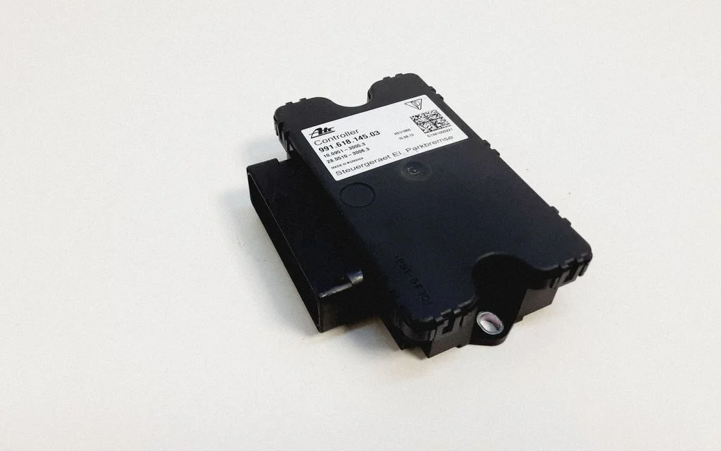 Hand brake control module – Porsche 911 991 (2011-2019)