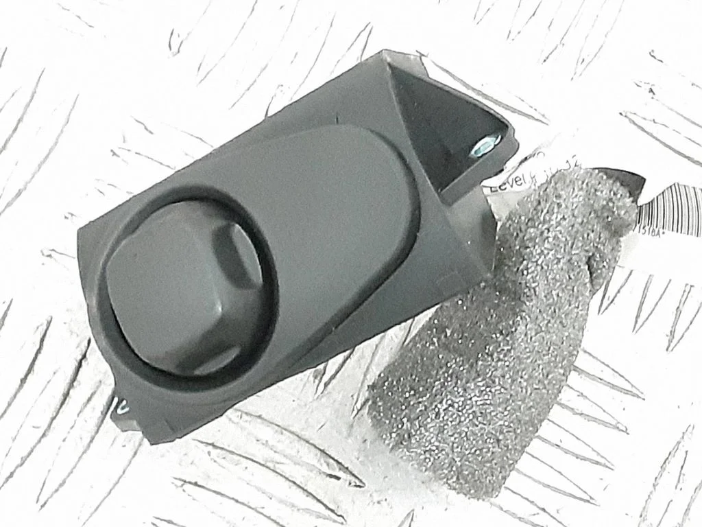 Steering wheel adjustment switch – Audi A8 S8 D4 4H (2010-2016)