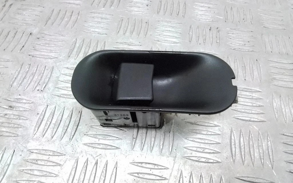 Steering wheel adjustment switch 7PP953519D