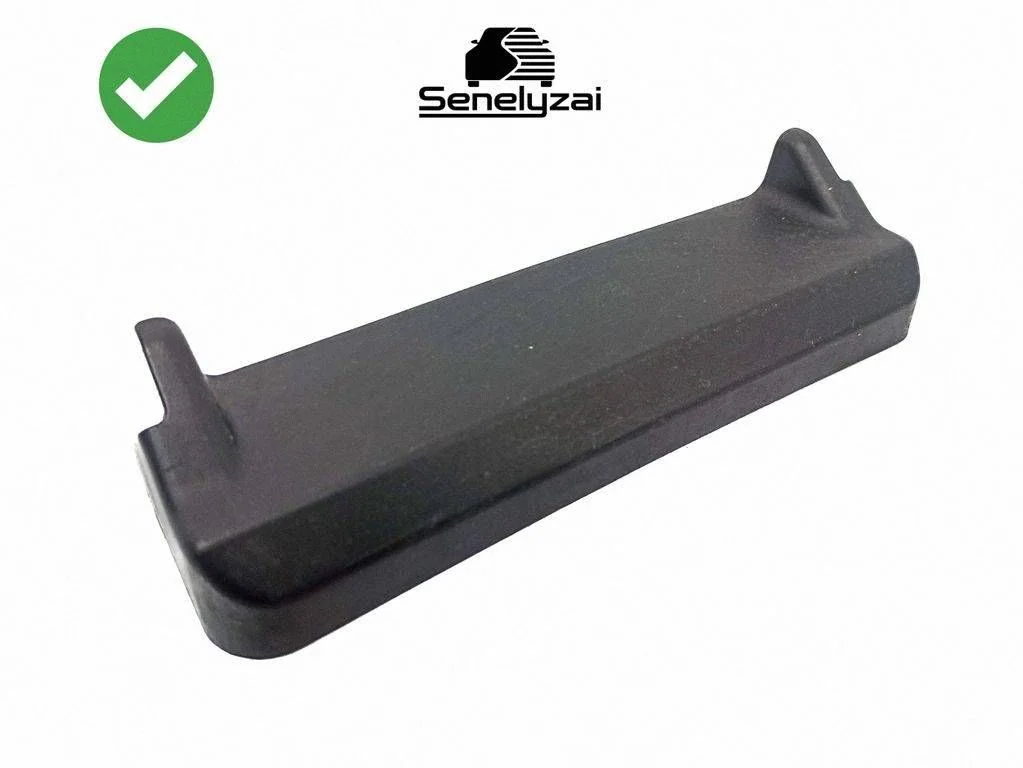 Rear seat rail trim cover – Mercedes-Benz R-Class W251 (2005-2013)
