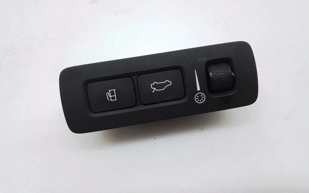 Tailgate opening switch 31376509