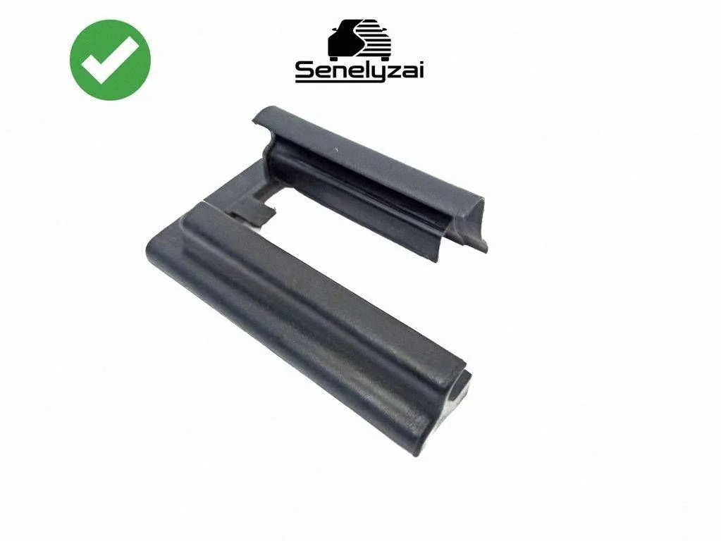 Rear seat rail trim cover – Mercedes-Benz R-Class W251 (2005-2013)