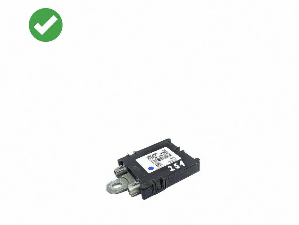 Aerial antenna amplifier – Mercedes-Benz R-Class W251 (2005-2013)
