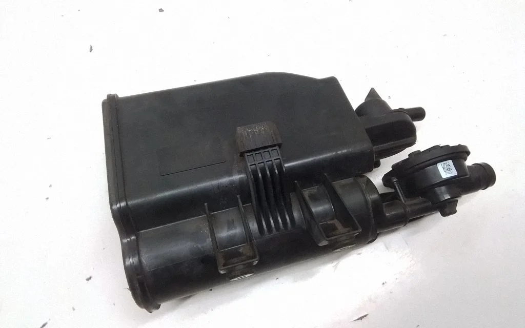 AdBlue liquid reservoir 7297330