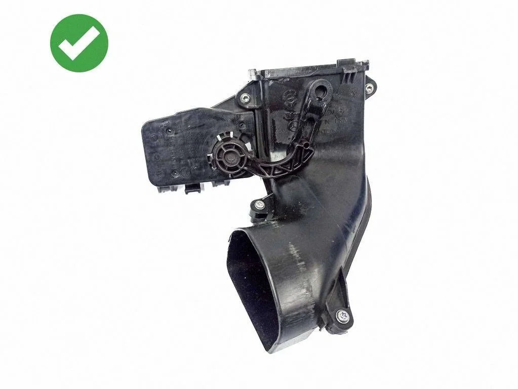 Cabin air duct channel – Mercedes-Benz R-Class W251 (2005-2013)