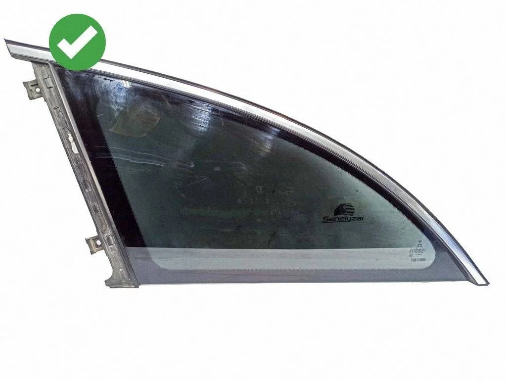 Rear vent window glass – Mercedes-Benz R-Class W251 (2005-2013)