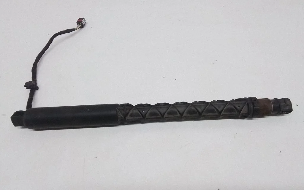 Tailgate strut 31690206