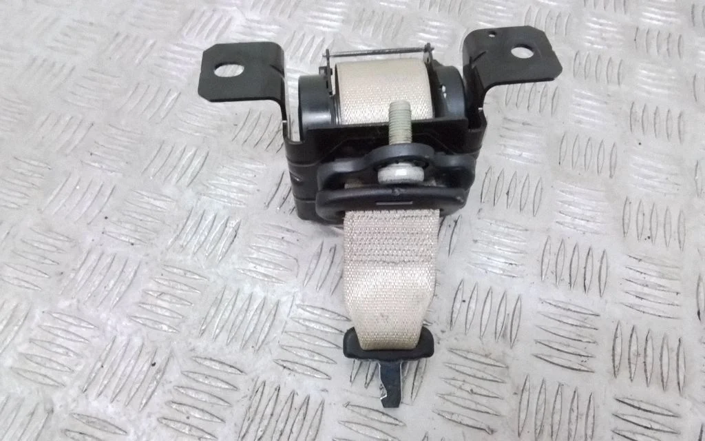 Roof seat belt – Chrysler Pacifica (2017-)