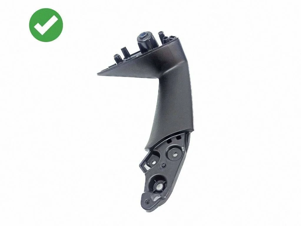 Eesmise ukse sisekäepide 82G867162A