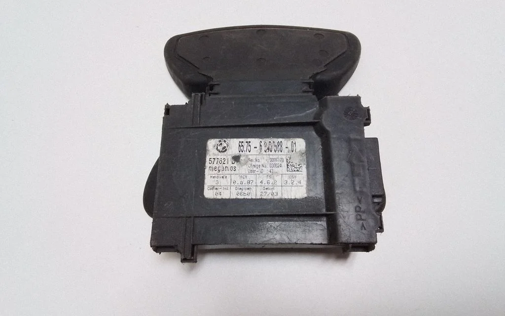 Alarm movement detector/sensor – BMW 5 Series E60 E61 (2004-2010)