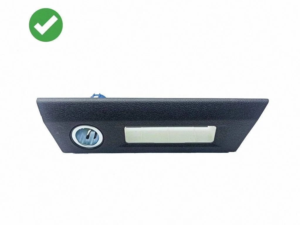 USB socket connector – Audi A1 (2018-)