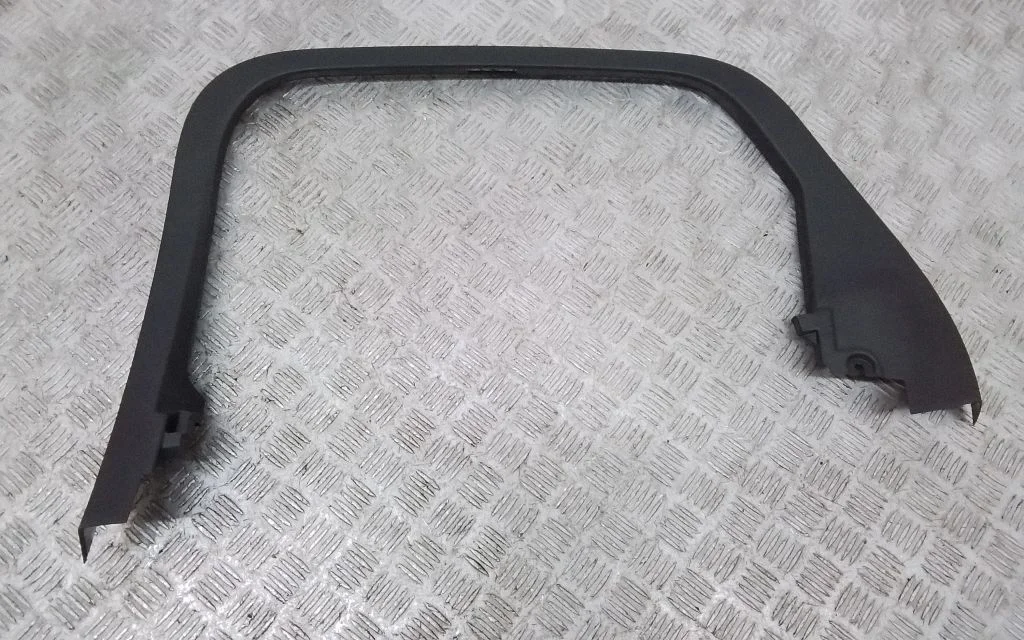 Rear door glass trim molding – Volvo S90, V90 (2016-)