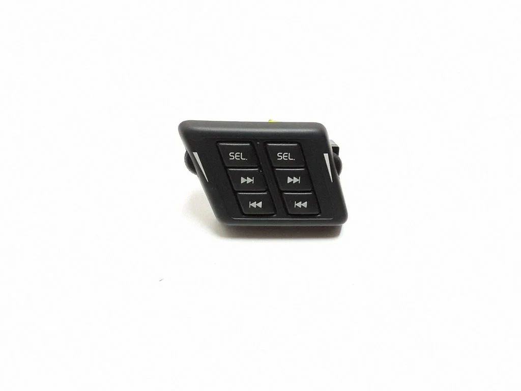 Stūres pogas/slēdži 30746096