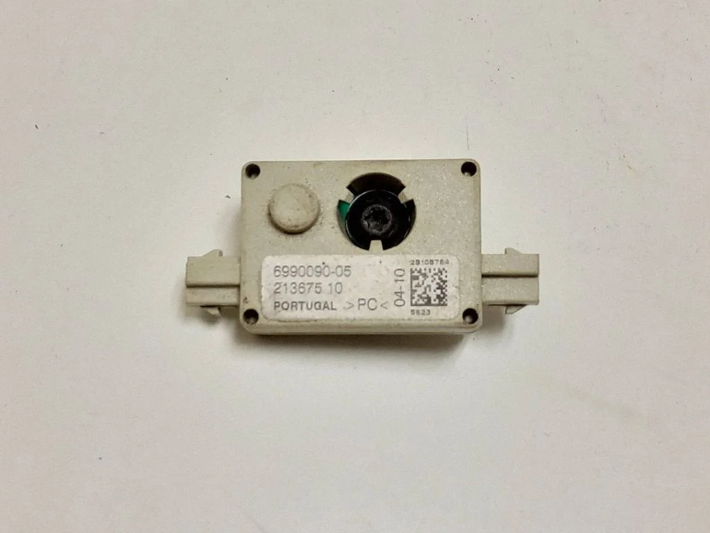 Radio antenna – BMW 5 Series E60 E61 (2004-2010)