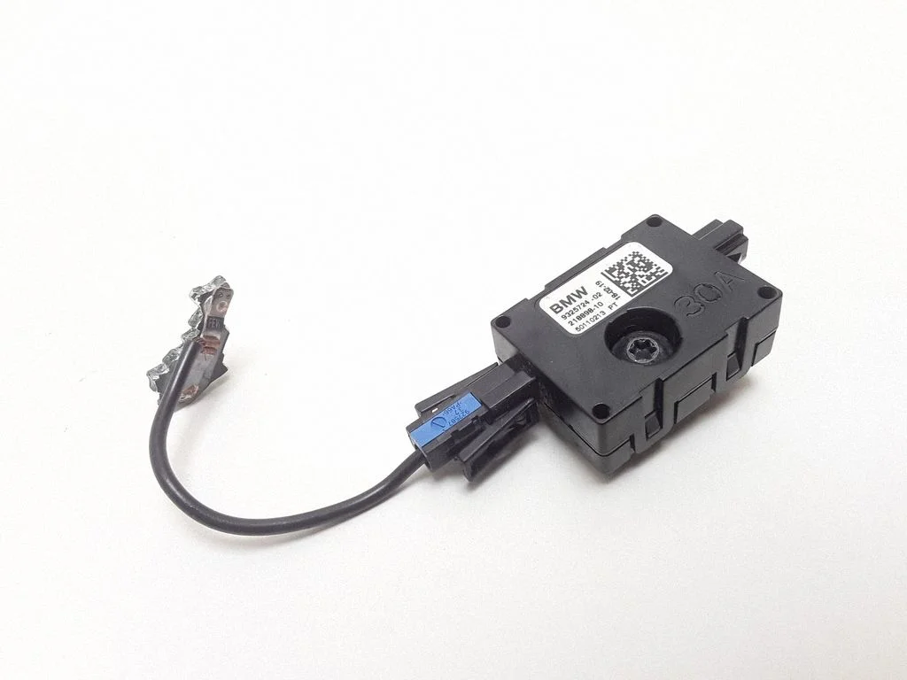 Radio antenna – BMW 5 Series G30 G31 G38 (2016-)