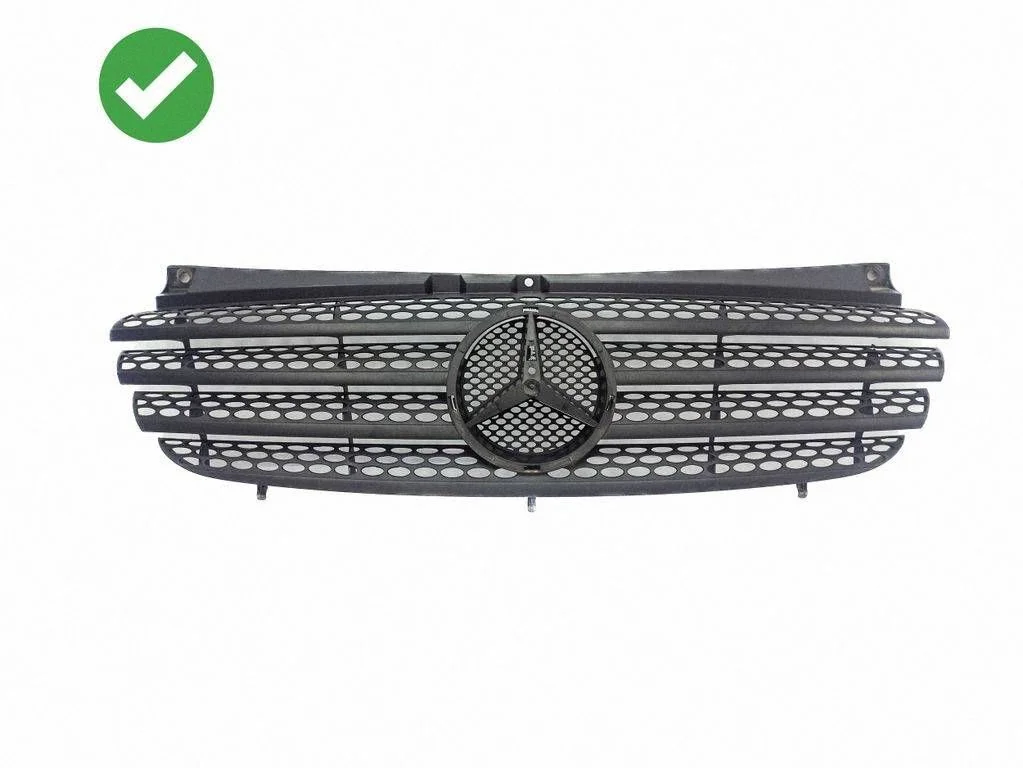 Esistange ülemine radiaatorivõre A6398800185