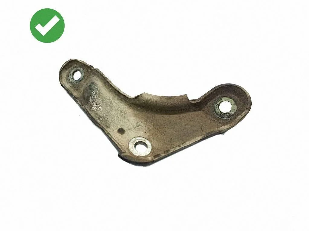 Other engine bay part – Mercedes-Benz Vito Viano W639 (2003-2014)