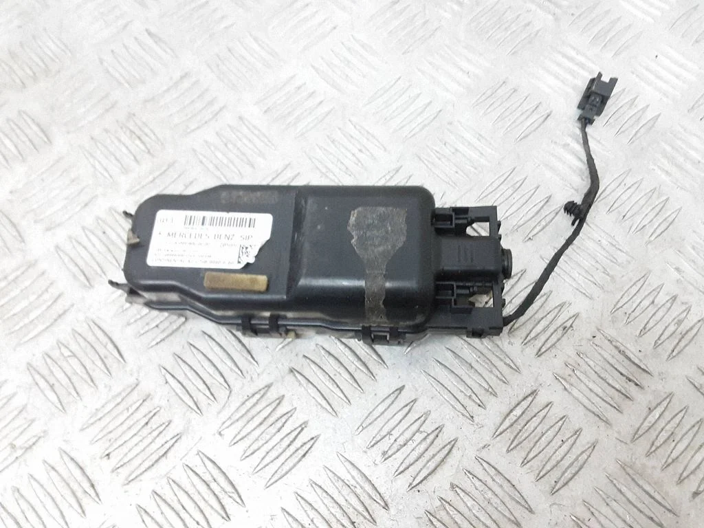 Istme ventilaator/puhur – Mercedes-Benz AMG GT C192 (2023-)