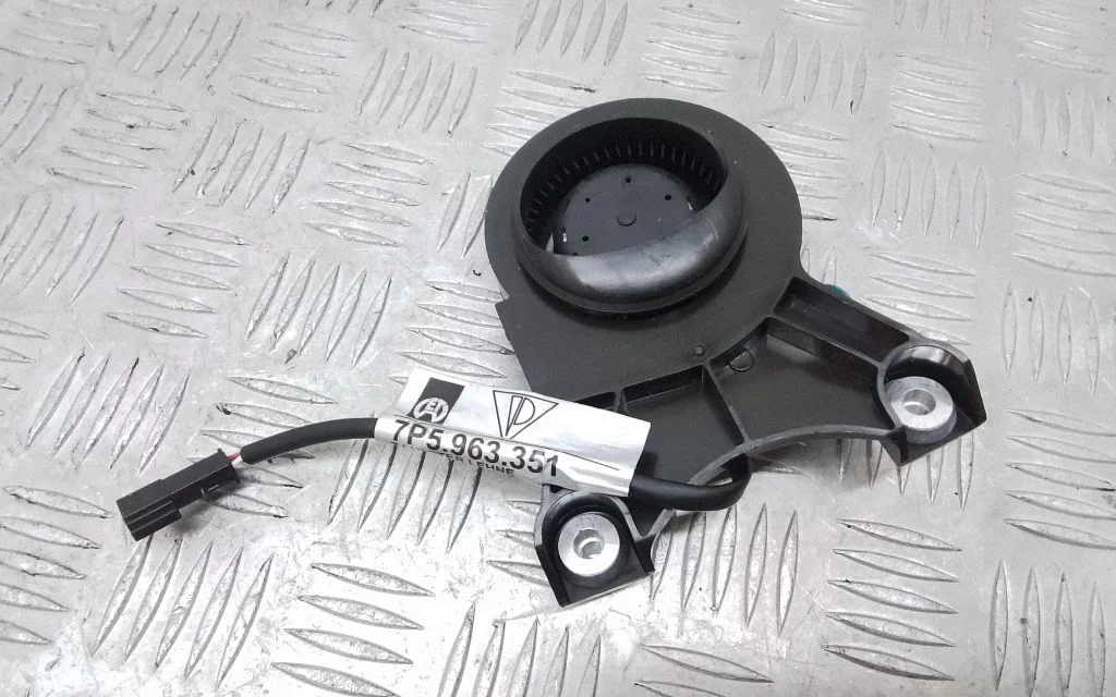Istme ventilaator/puhur – Porsche Cayenne (92A) (2010-2017)