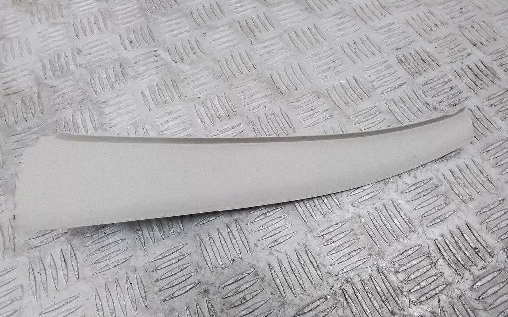 Panel trim – Volvo S90, V90 (2016-)