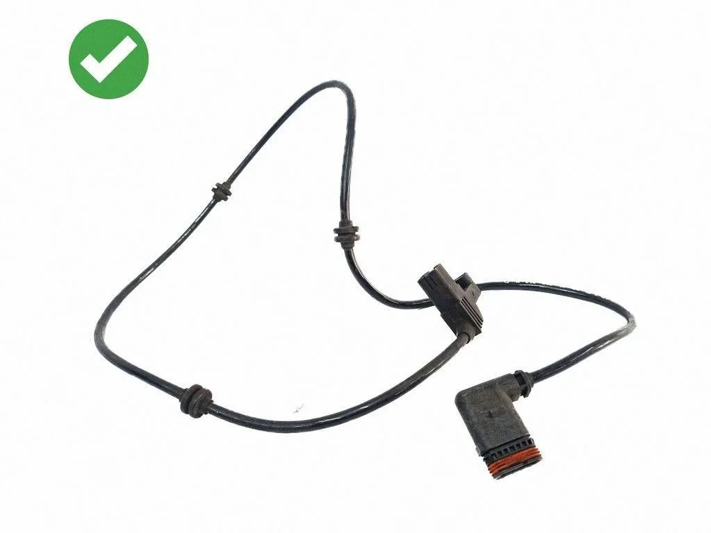 Brake pads wear sensor – Mercedes-Benz E-Class W212 (2009-2016)