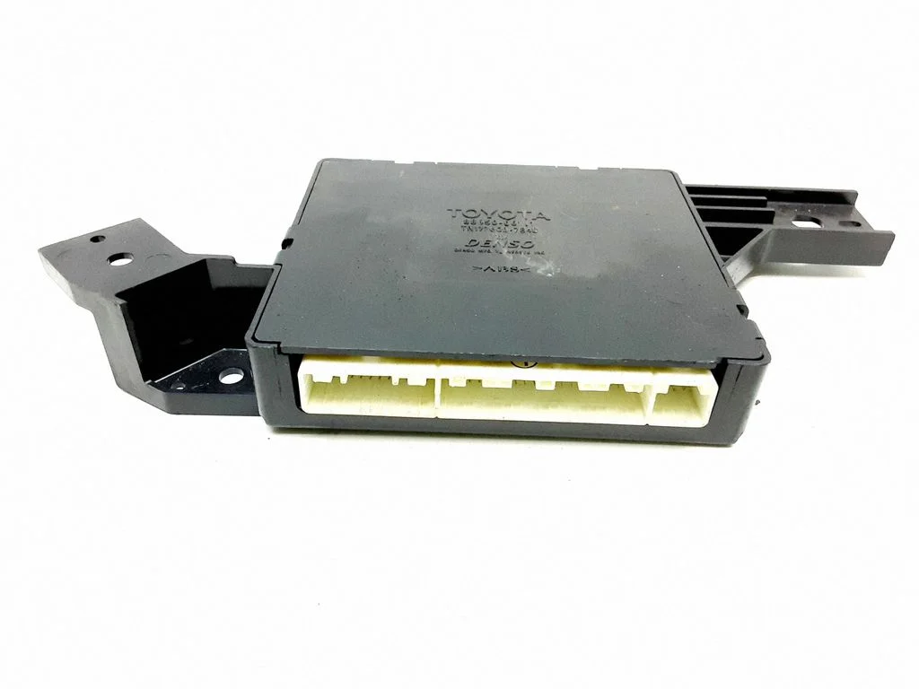 Air conditioning/heating control unit – Toyota Camry (2006-2011)